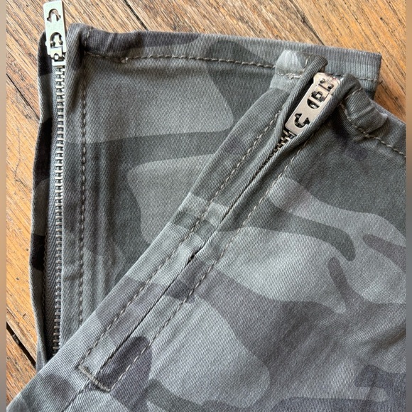 True religion women’s skinny - Picture 7 of 15